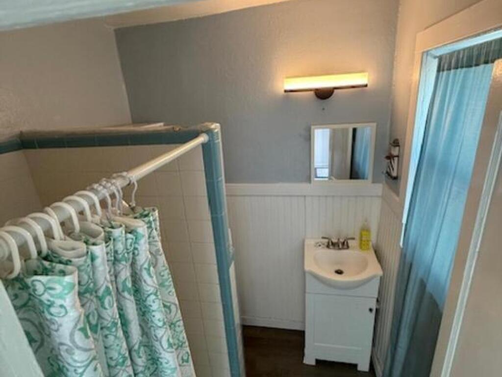 2179 Pineapple Avenue, Melbourne, FL 32935