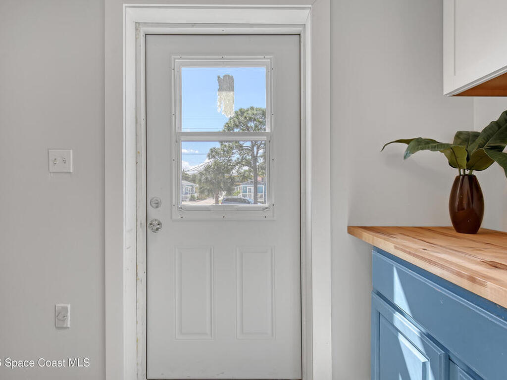 2179 Pineapple Avenue, Melbourne, FL 32935