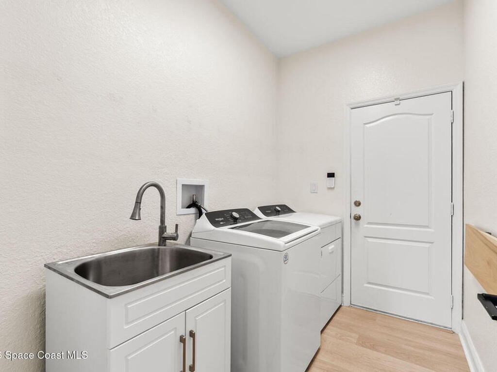 3111 Gatlin Drive, Rockledge, FL 32955