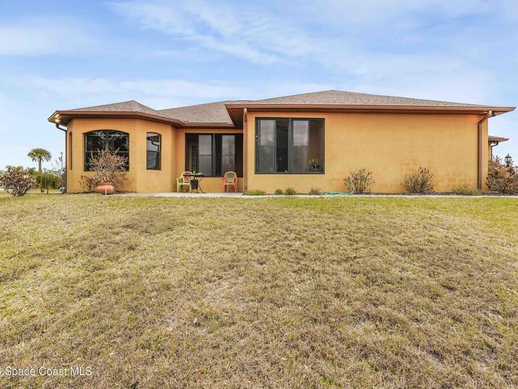 933 Hialeah Street, Rockledge, FL 32955