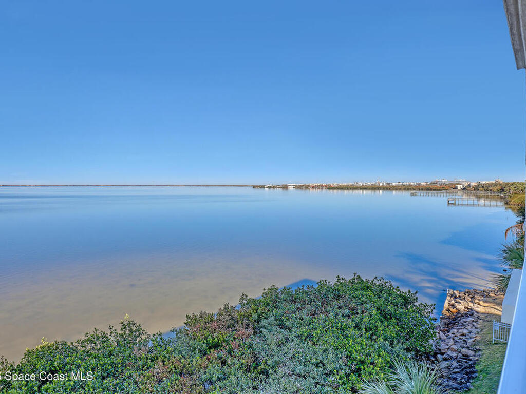 7048 Sevilla Court, Cape Canaveral, FL 32920