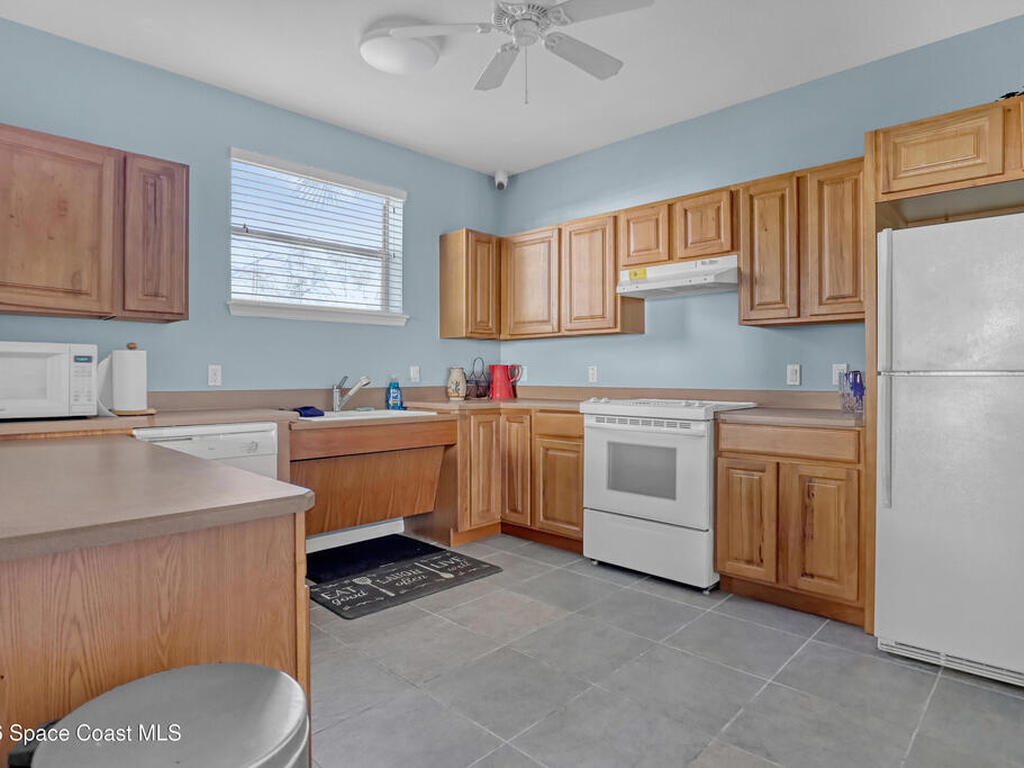 7048 Sevilla Court, Cape Canaveral, FL 32920