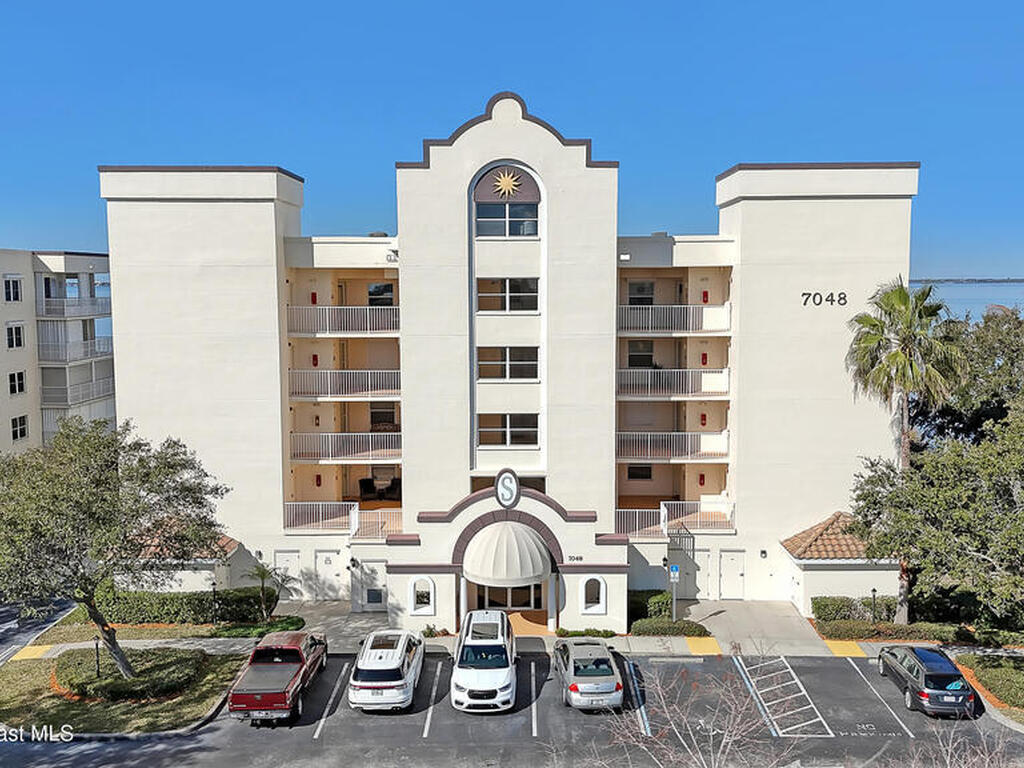 7048 Sevilla Court, Cape Canaveral, FL 32920