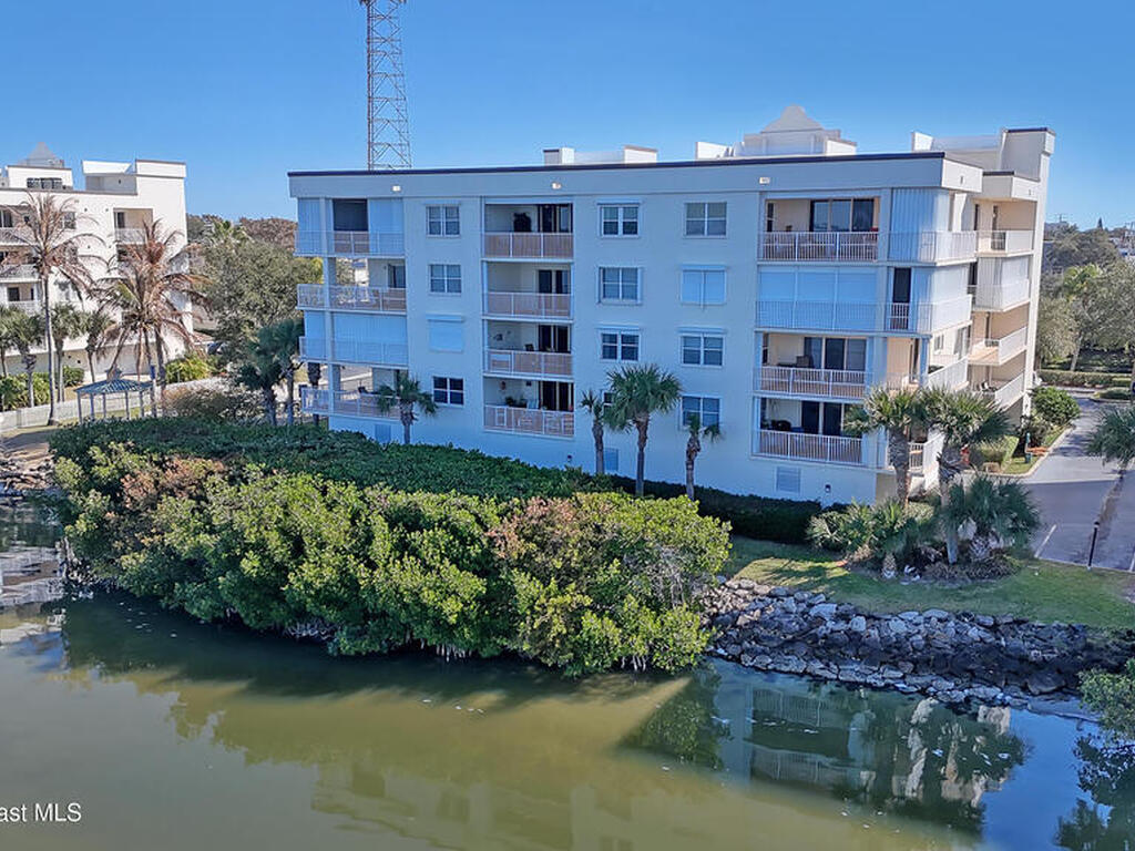7048 Sevilla Court, Cape Canaveral, FL 32920