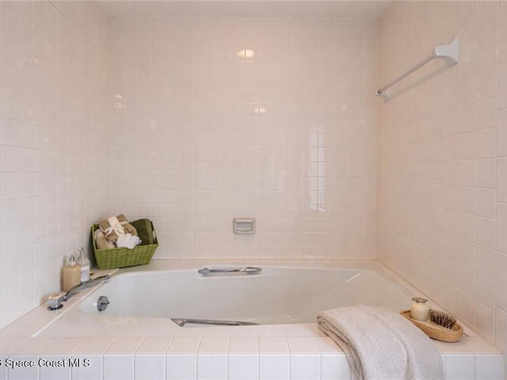 5690 A1a Highway, Vero Beach, FL 32963