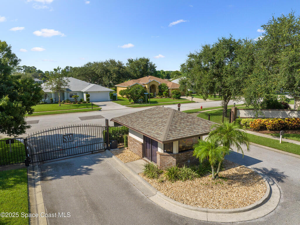 663 Sheridan Woods Drive, Melbourne, FL 32904