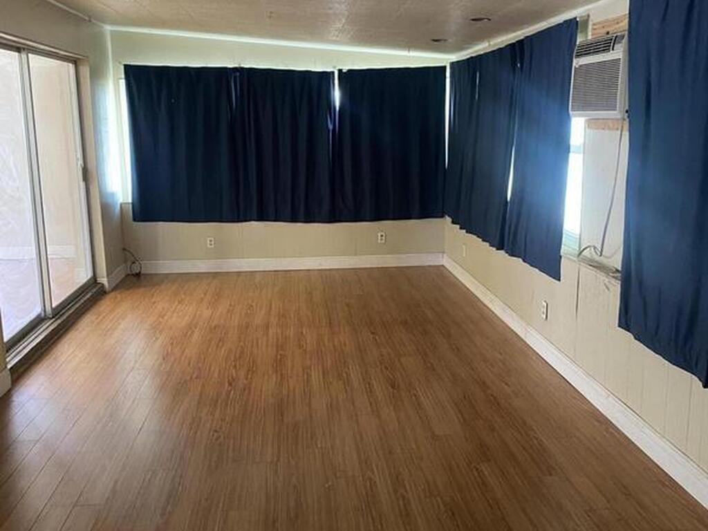 1465 Hillcrest Drive, Melbourne, FL 32935