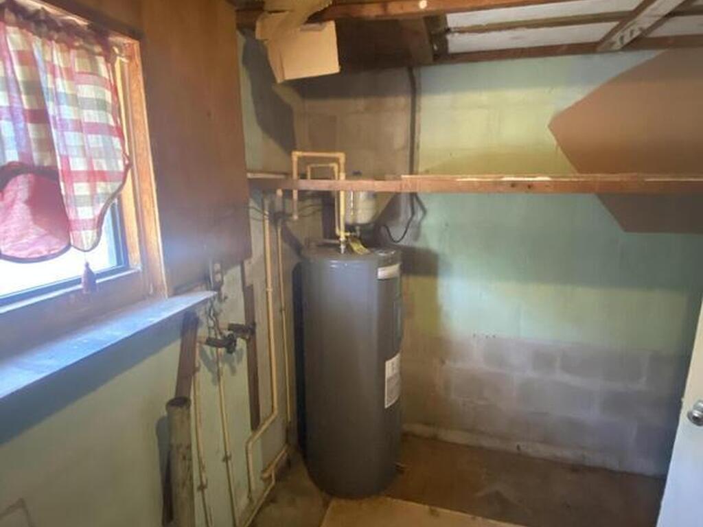 1465 Hillcrest Drive, Melbourne, FL 32935