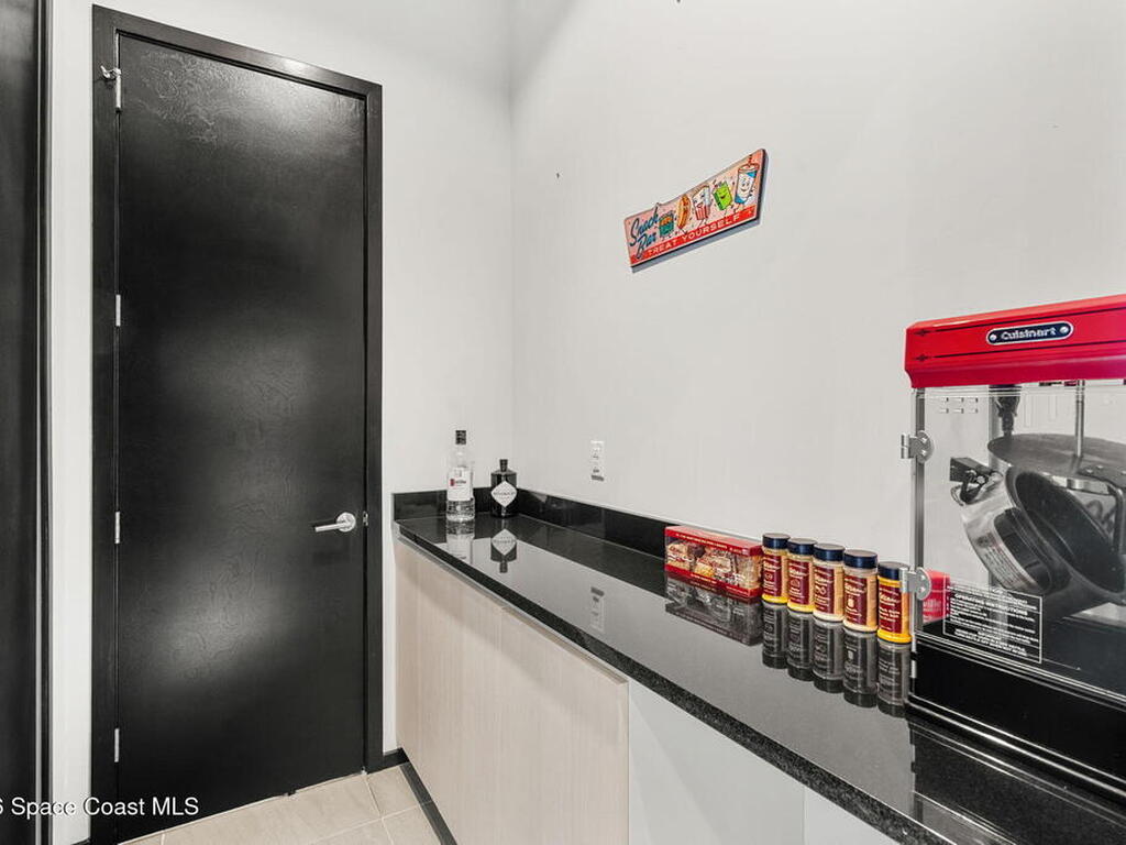 4828 S Peninsula Drive, Ponce Inlet, FL 32127