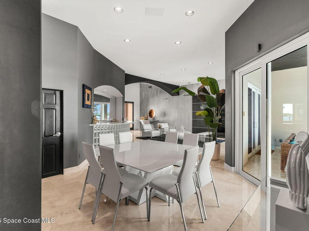 4828 S Peninsula Drive, Ponce Inlet, FL 32127