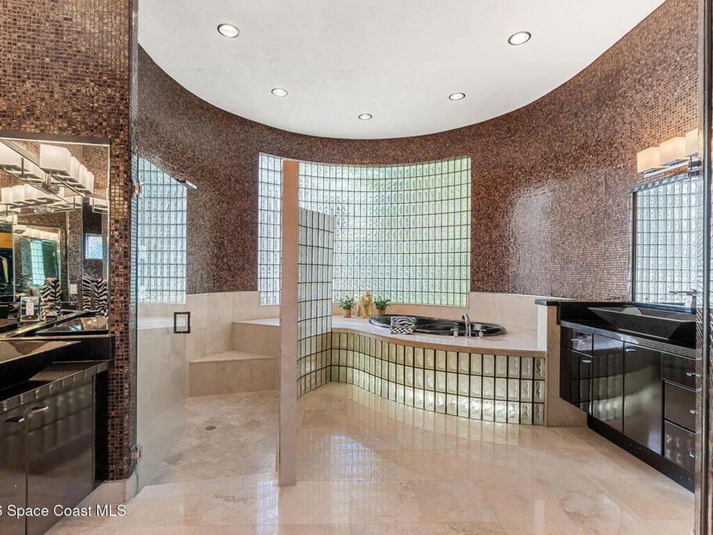 4828 S Peninsula Drive, Ponce Inlet, FL 32127