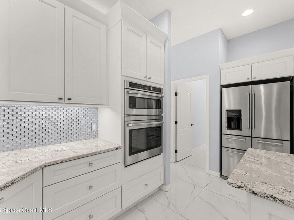 3130 Southern Oaks Drive, Merritt Island, FL 32952