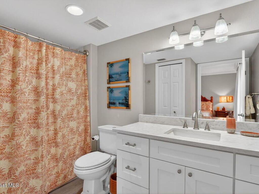 8472 Ridgewood Avenue, Cape Canaveral, FL 32920