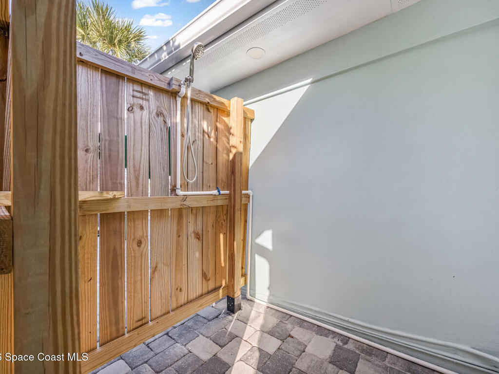 1640 S Harbor Drive, Merritt Island, FL 32952