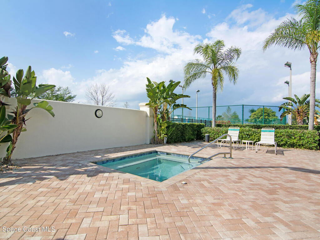 5 Indian River Avenue, Titusville, FL 32796