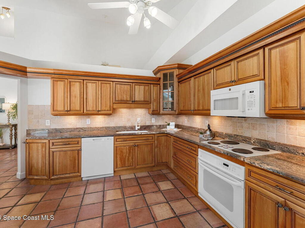 216 Glengarry Avenue, Melbourne Beach, FL 32951