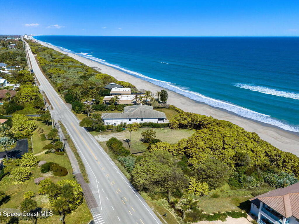 216 Glengarry Avenue, Melbourne Beach, FL 32951