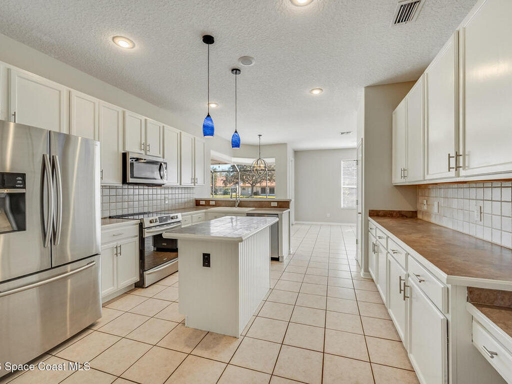 776 Autumn Glen Drive, Suntree, FL 32940