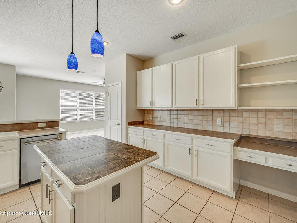 776 Autumn Glen Drive, Suntree, FL 32940
