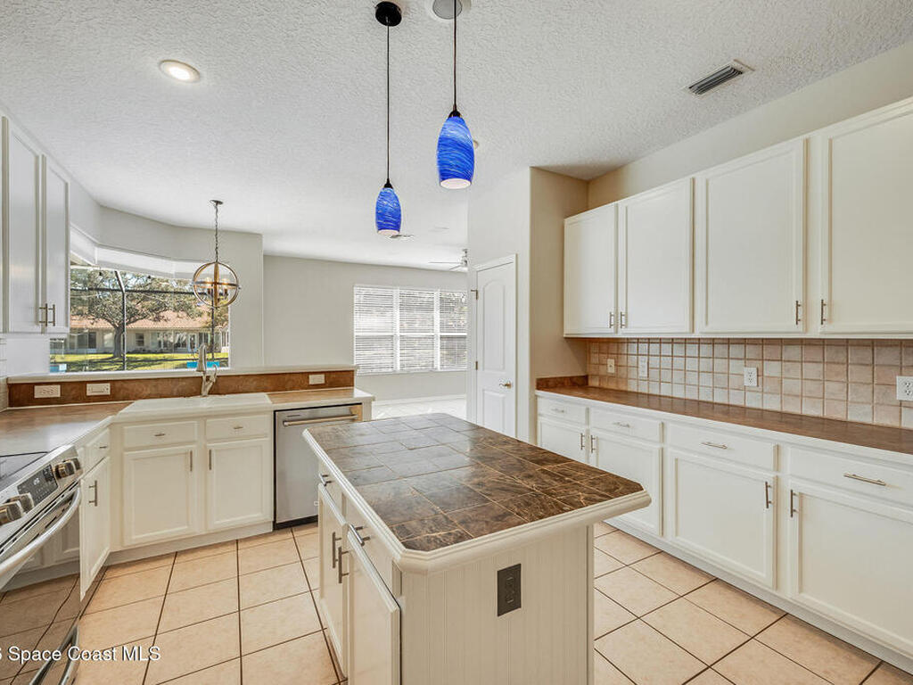 776 Autumn Glen Drive, Suntree, FL 32940
