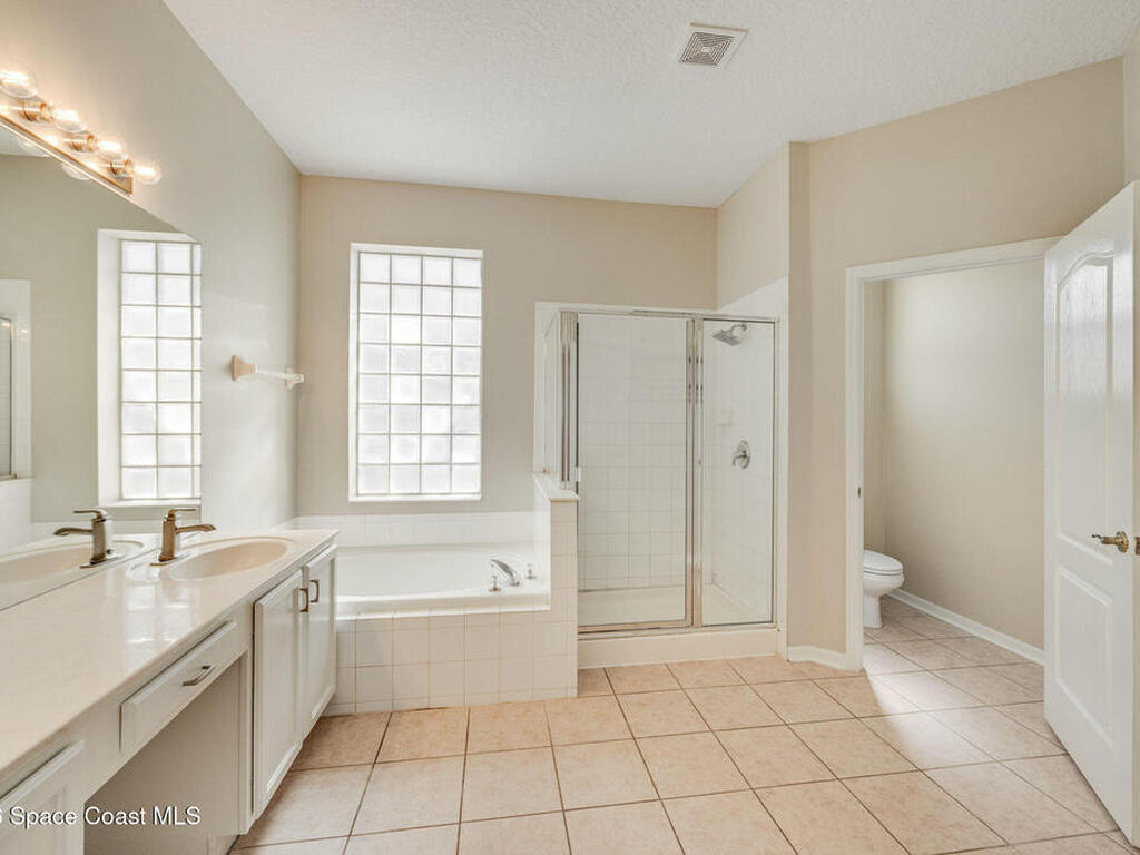776 Autumn Glen Drive, Suntree, FL 32940
