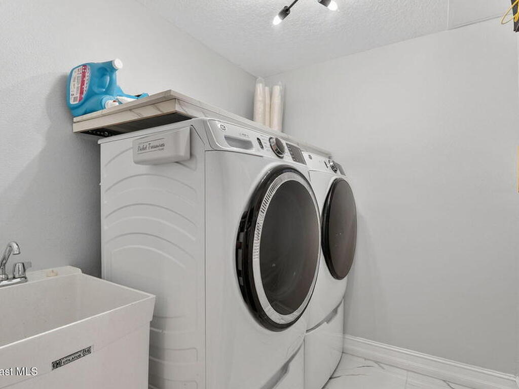 1805 Riverside Drive, Titusville, FL 32780