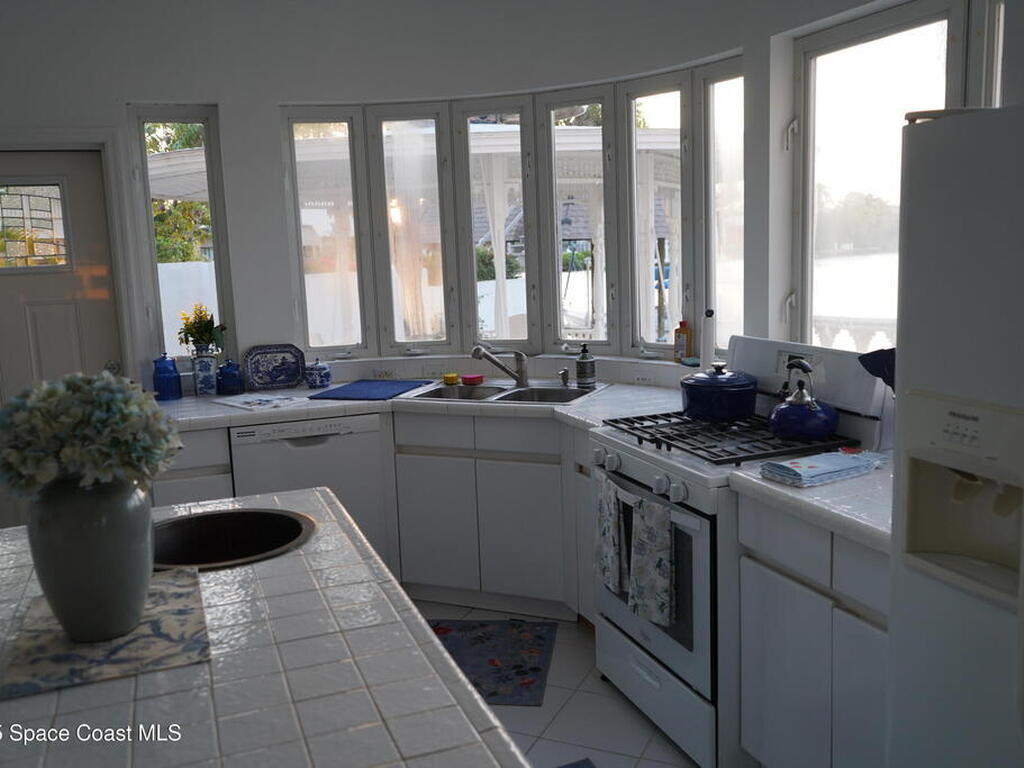 345 S Point Court, Satellite Beach, FL 32937