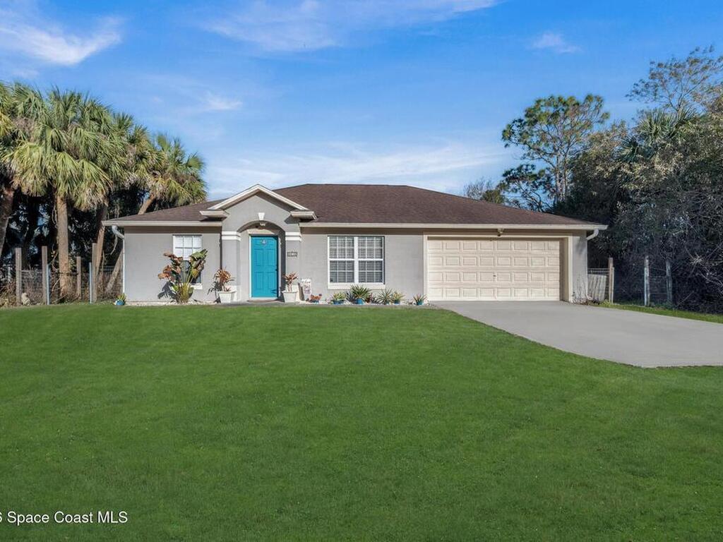 8016 106th Avenue, Vero Beach, FL 32967