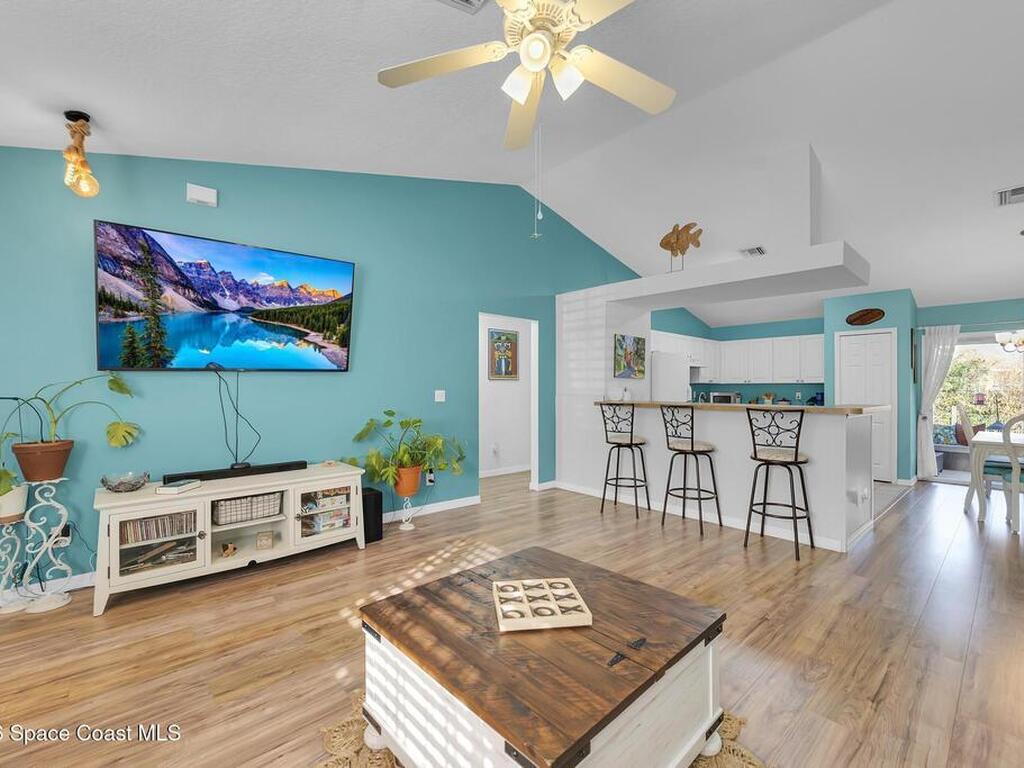 8016 106th Avenue, Vero Beach, FL 32967