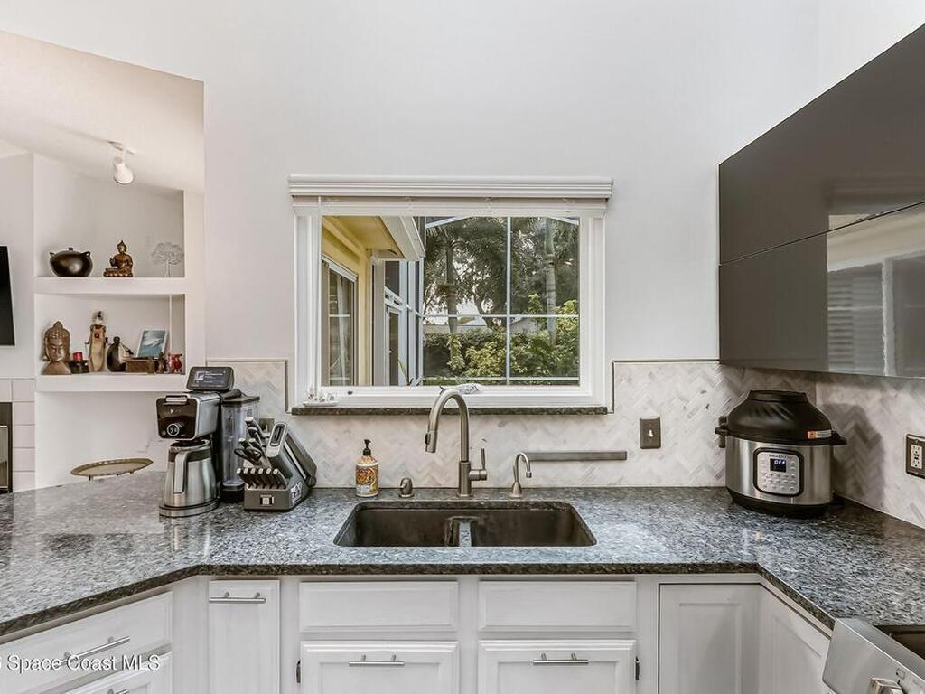 1934 Glen Meadows Circle, Melbourne, FL 32935