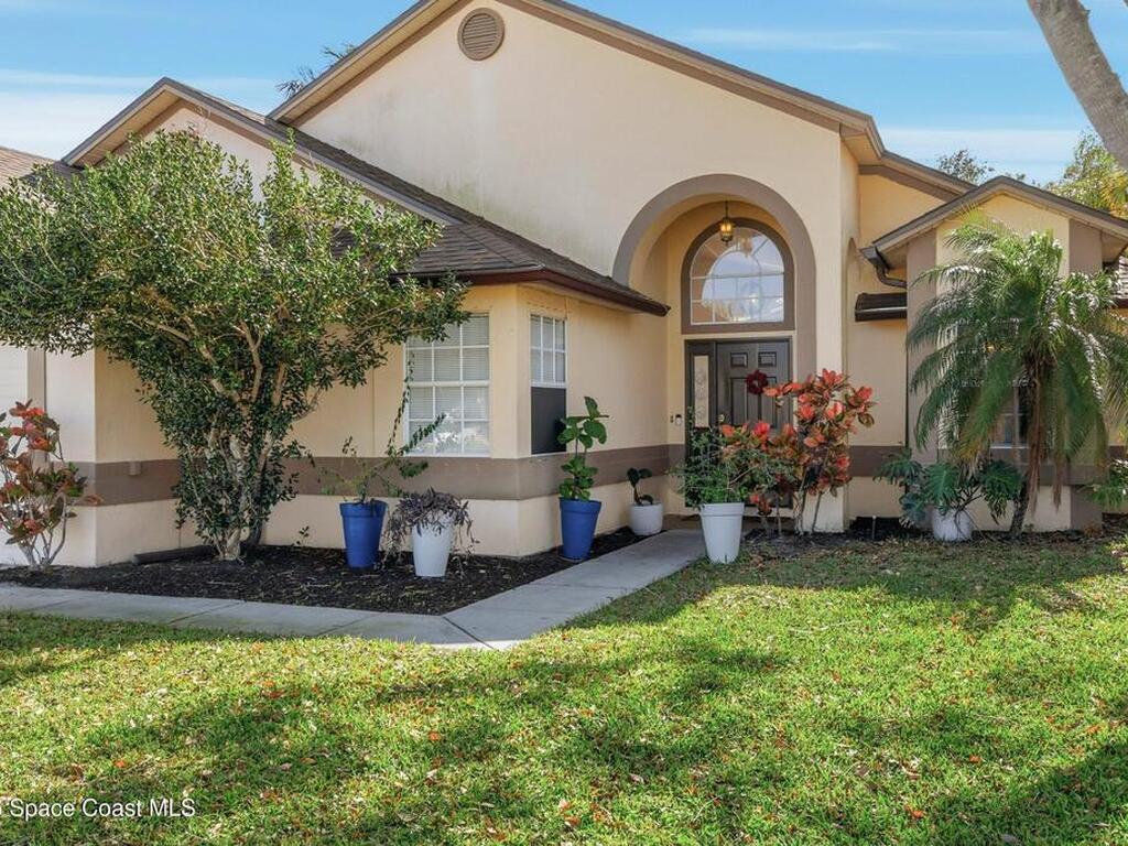 1934 Glen Meadows Circle, Melbourne, FL 32935