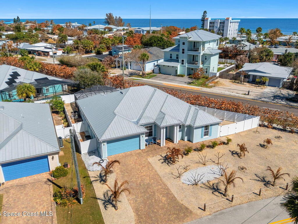 1139 S Brevard Avenue, Cocoa Beach, FL 32931