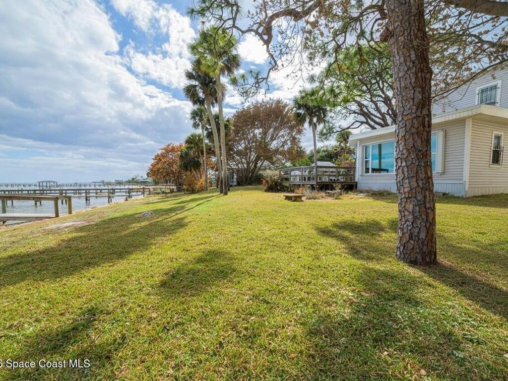 527 Indian River Avenue, Titusville, FL 32796