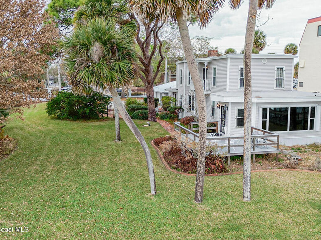 527 Indian River Avenue, Titusville, FL 32796