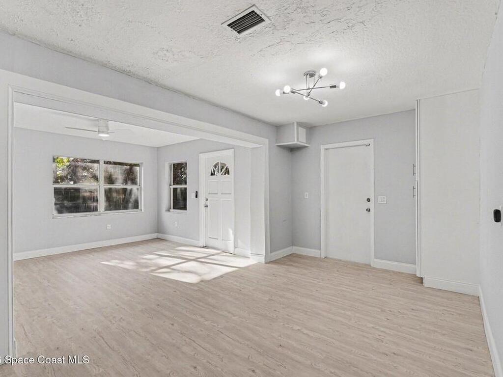 2415 S Fairway Drive, Melbourne, FL 32901