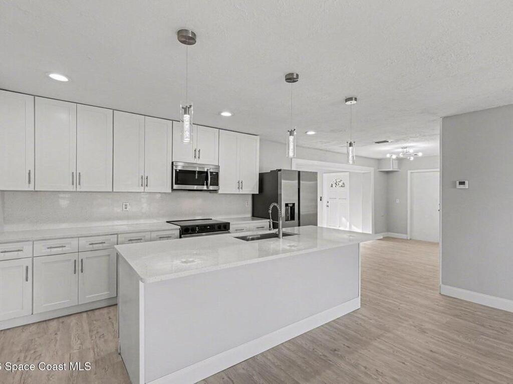 2415 S Fairway Drive, Melbourne, FL 32901