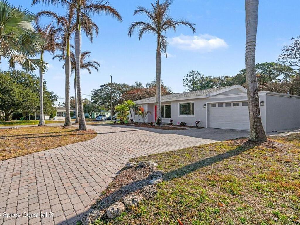 2415 S Fairway Drive, Melbourne, FL 32901