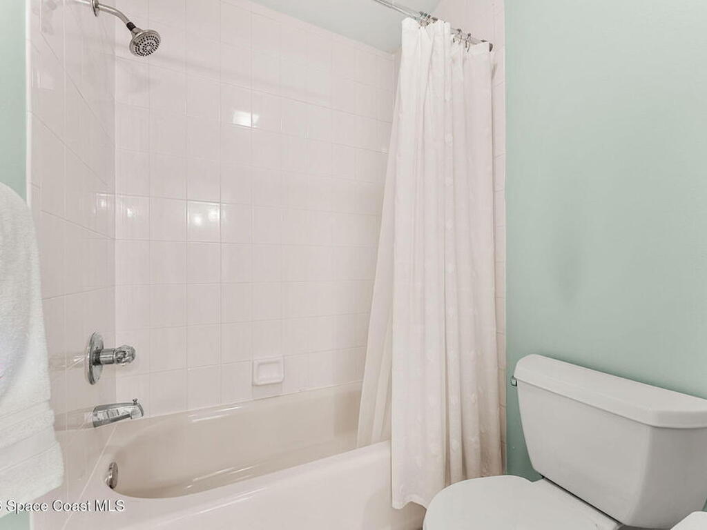 1050 Shady Lane, Merritt Island, FL 32952