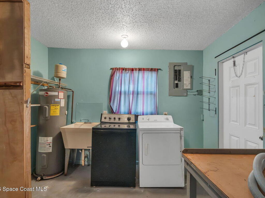 434 Adams Avenue, Cape Canaveral, FL 32920