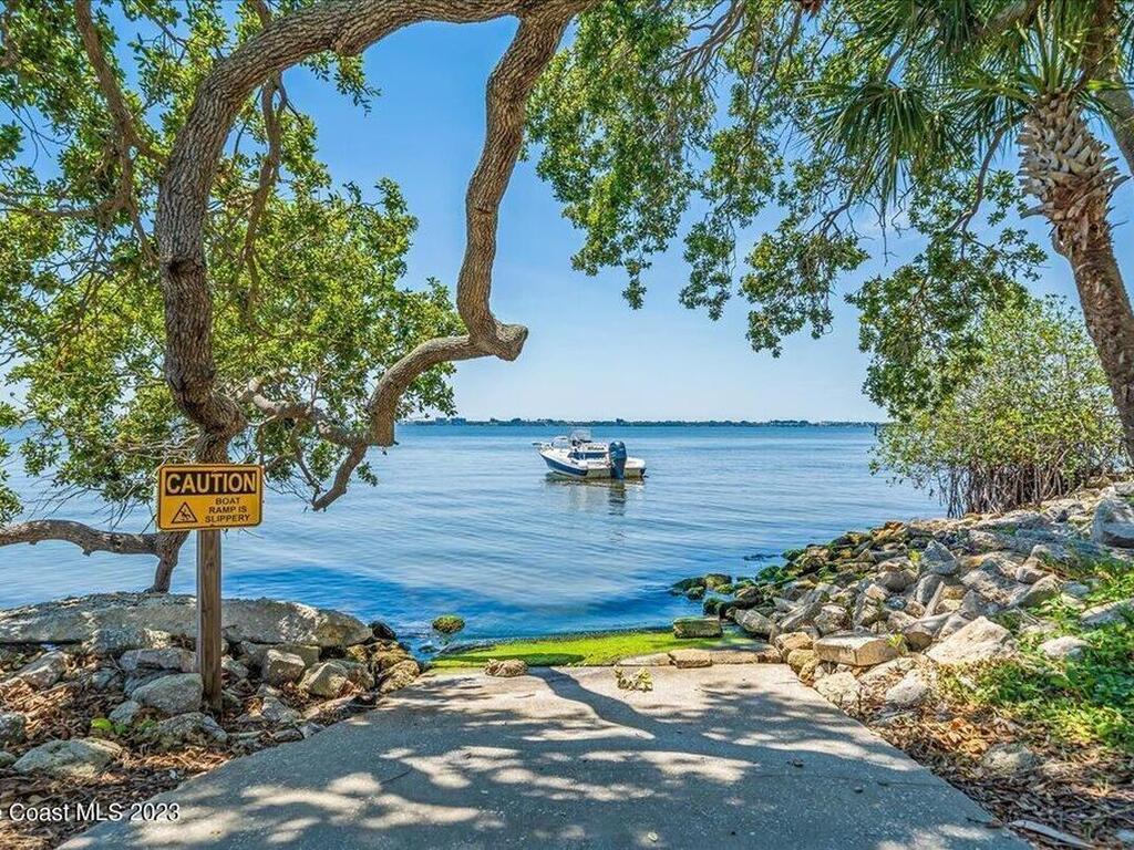 3256 Sea Oats Circle, Melbourne Beach, FL 32951