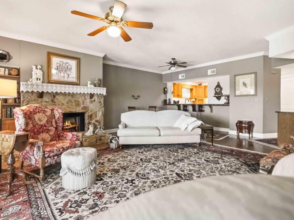 905 N Harbor City Boulevard, Melbourne, FL 32935