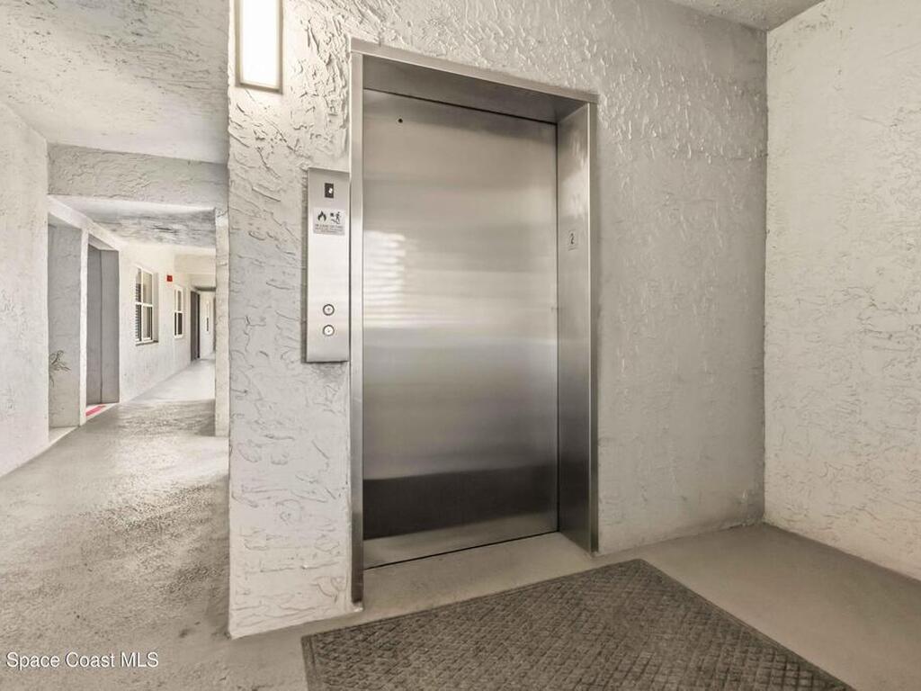 905 N Harbor City Boulevard, Melbourne, FL 32935