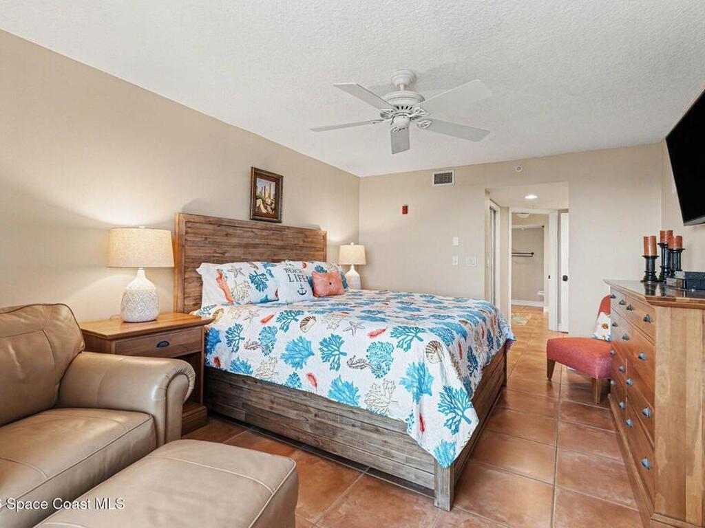 8470 Ridgewood Avenue, Cape Canaveral, FL 32920