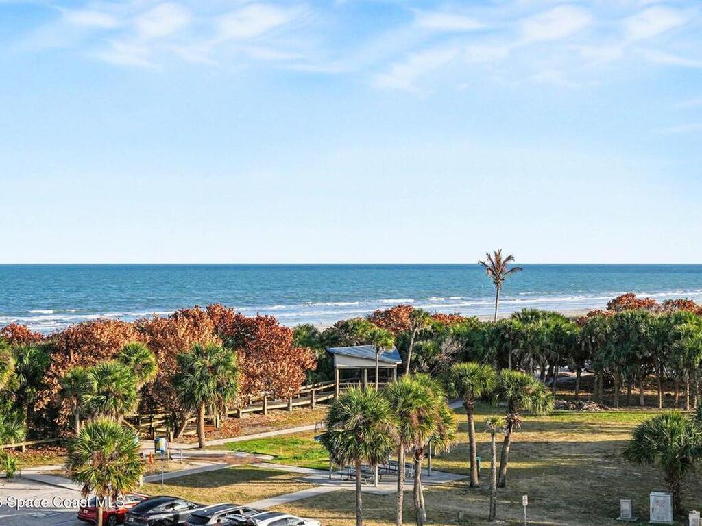 8470 Ridgewood Avenue, Cape Canaveral, FL 32920