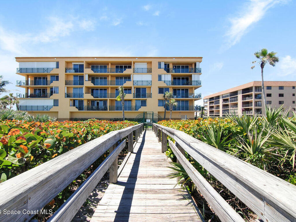 8470 Ridgewood Avenue, Cape Canaveral, FL 32920