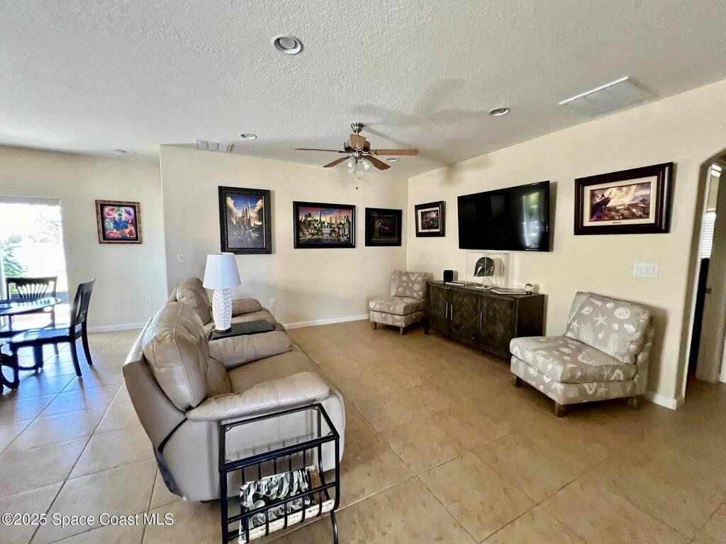 1728 Berkshire Circle, Vero Beach, FL 32968