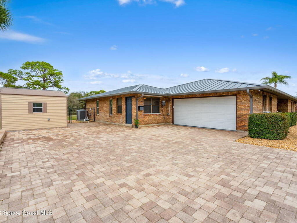 5400 Sand Lake Drive, Melbourne, FL 32934