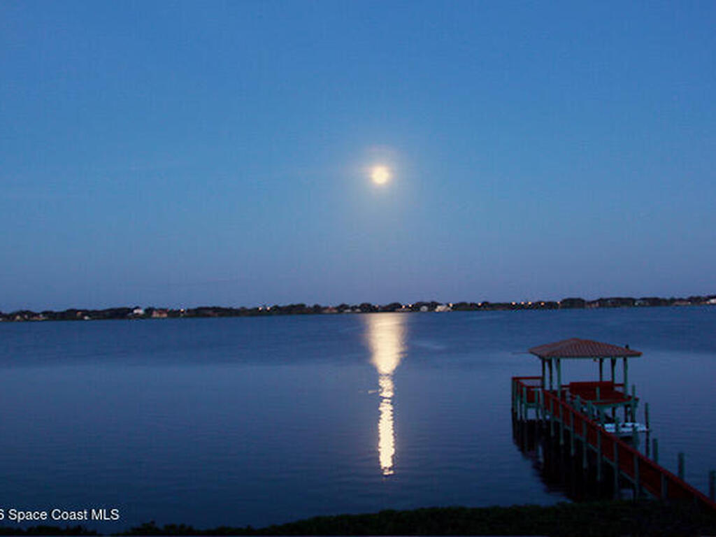 650 Loggerhead Island Drive, Satellite Beach, FL 32937