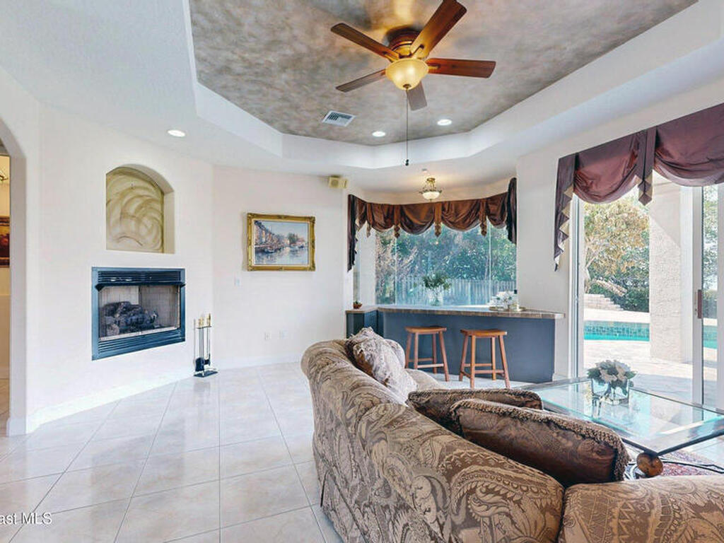 650 Loggerhead Island Drive, Satellite Beach, FL 32937