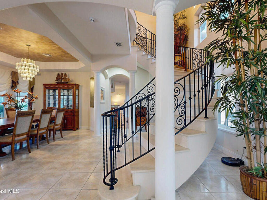 650 Loggerhead Island Drive, Satellite Beach, FL 32937